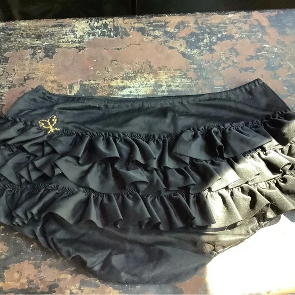 Retro Style Ruffled Bottoms - Picture 3 of 5